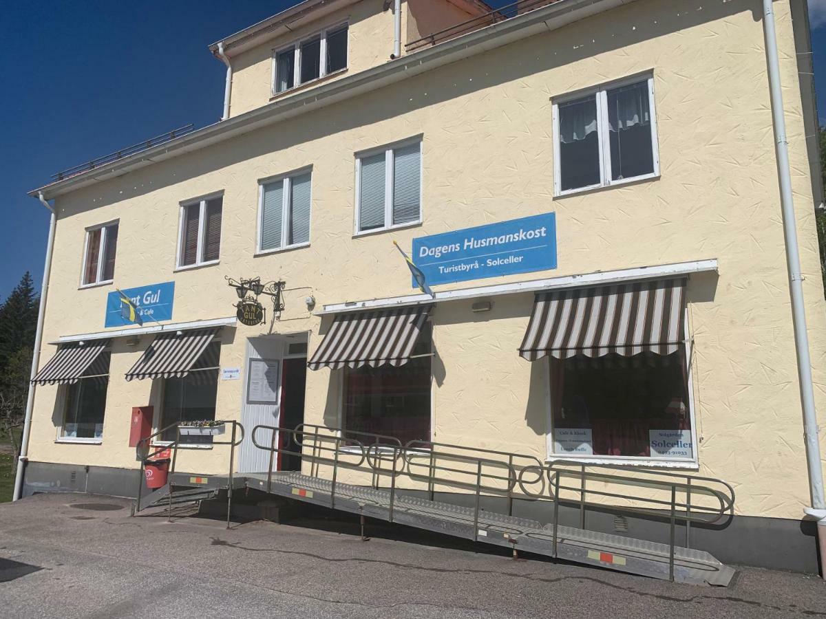 Solgarden Vandrarhem Hostal B&B Blackstad Exterior photo